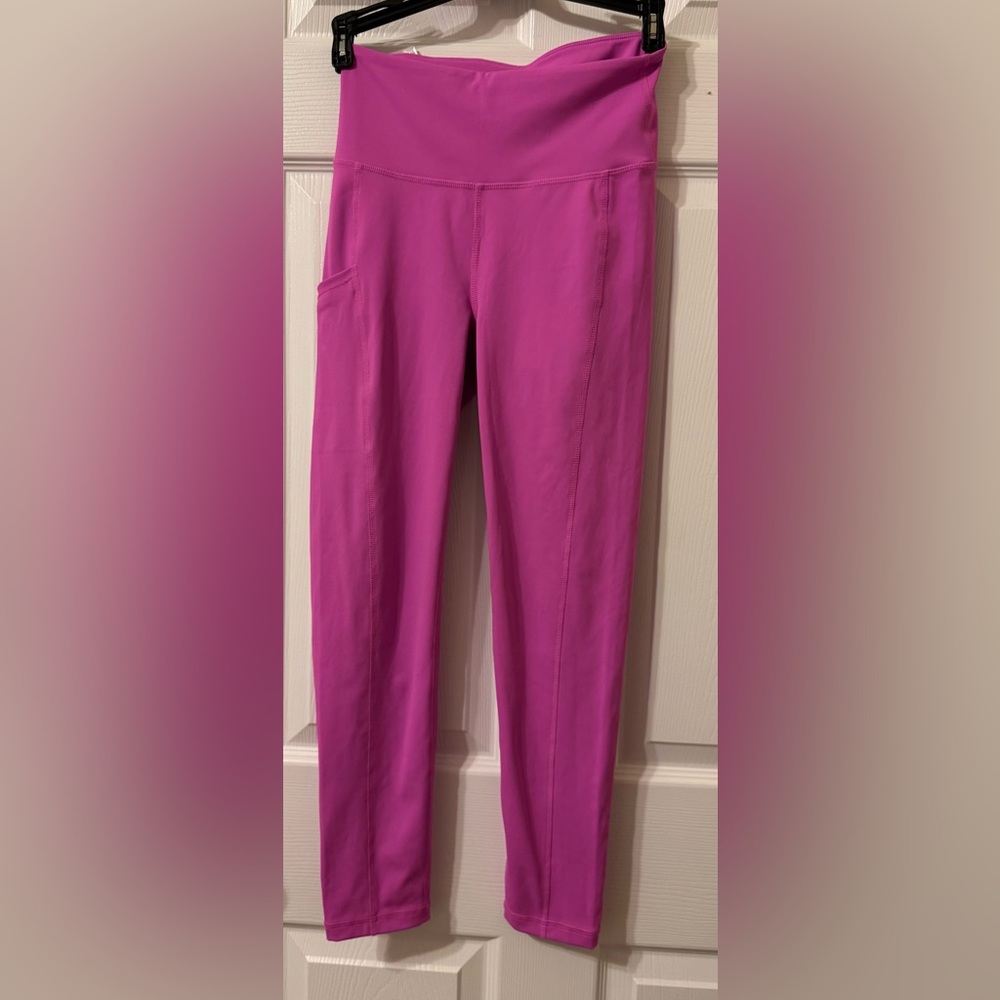 Lily Pulitzer Pink Luxletic Leggjngs in XS